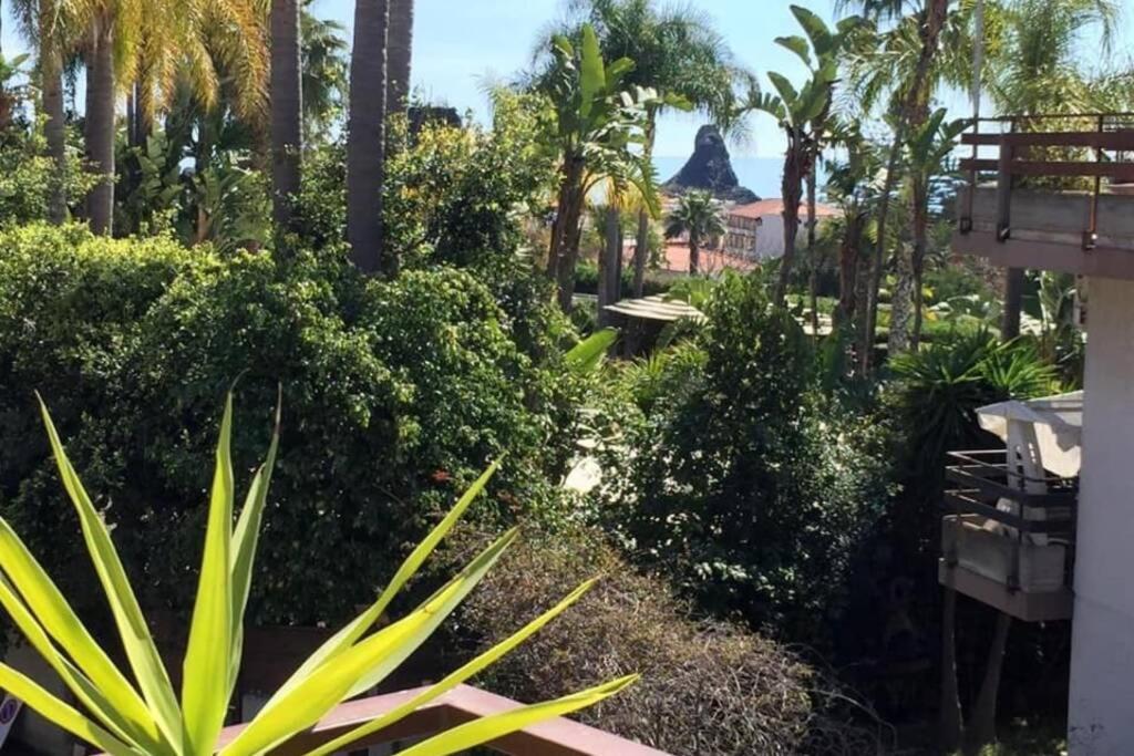 Malavoglia Suite 18 Aci Castello Exterior foto